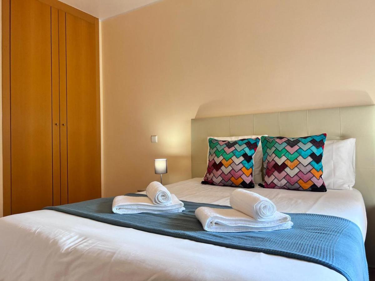 Armacao De Pera Ocean Terrace With Pool By Homing Apartman Kültér fotó